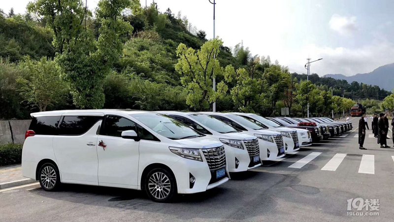 二手车租赁市场悄然兴起：行业动态分析